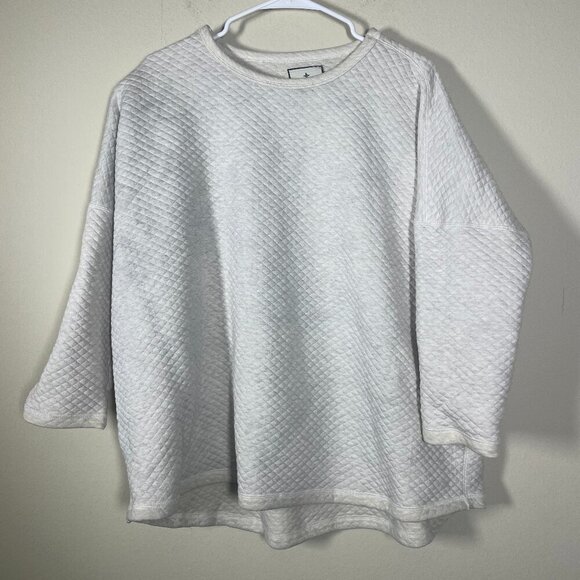 Tuckernuck Tops - Tuckernuck Women's Cream Quilted Long Sleeve Top XL/XXL Cozy Boxy!